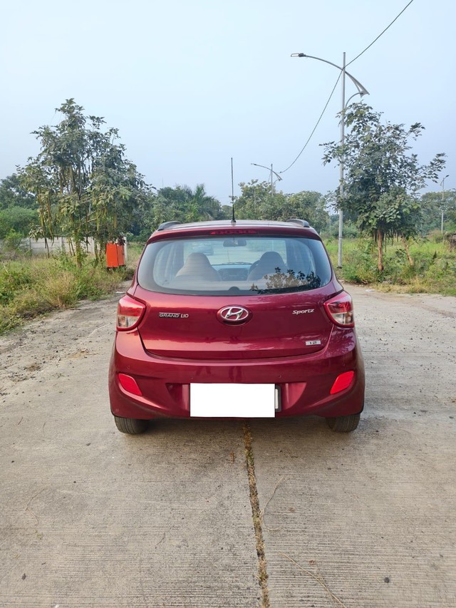 Second-hand 2016 Hyundai Grand i10 Sportz for sale in Nagpur-2