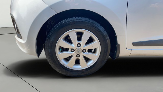 Second-hand 2015 Hyundai Xcent 1.2 Kappa S Option for sale in Ahmedabad-25