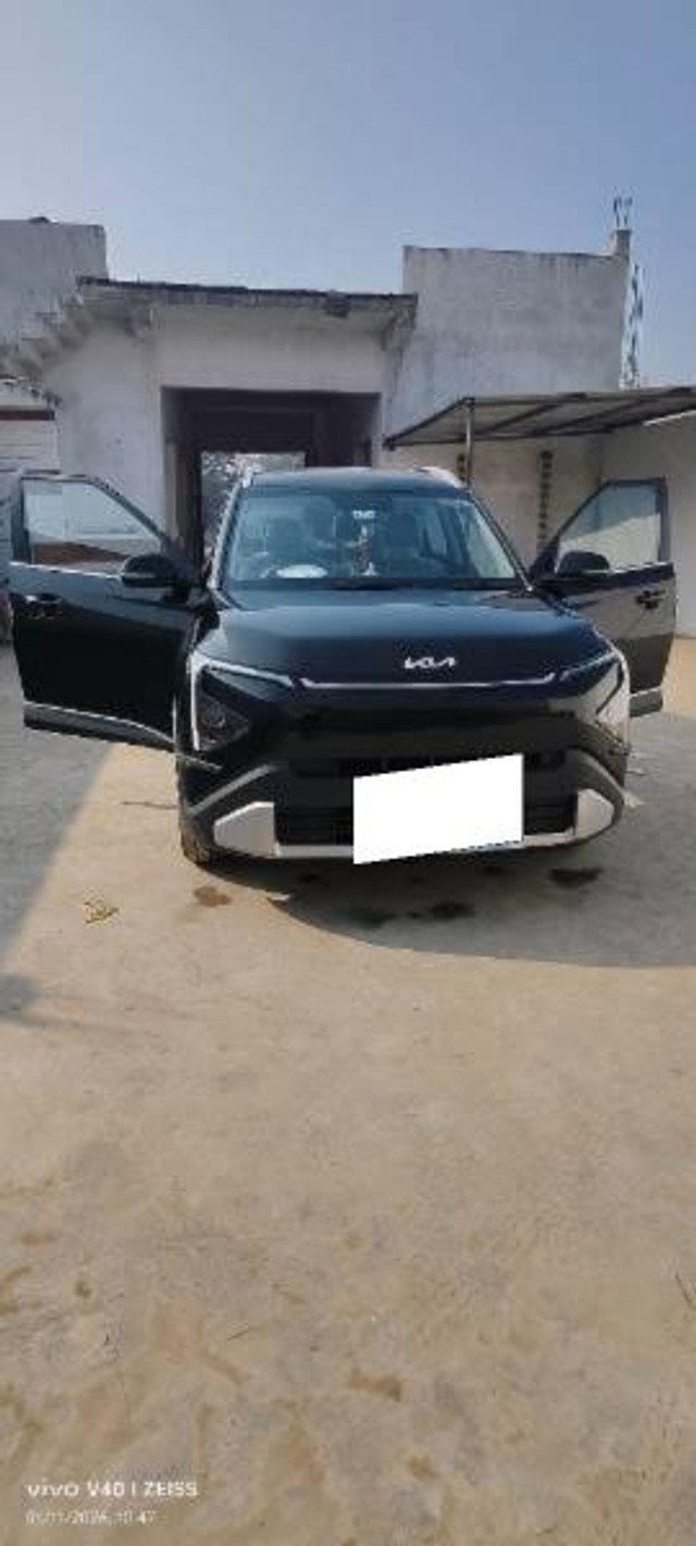 Second-hand 2025 Kia Carens Gravity Diesel for sale in Bareilly-0