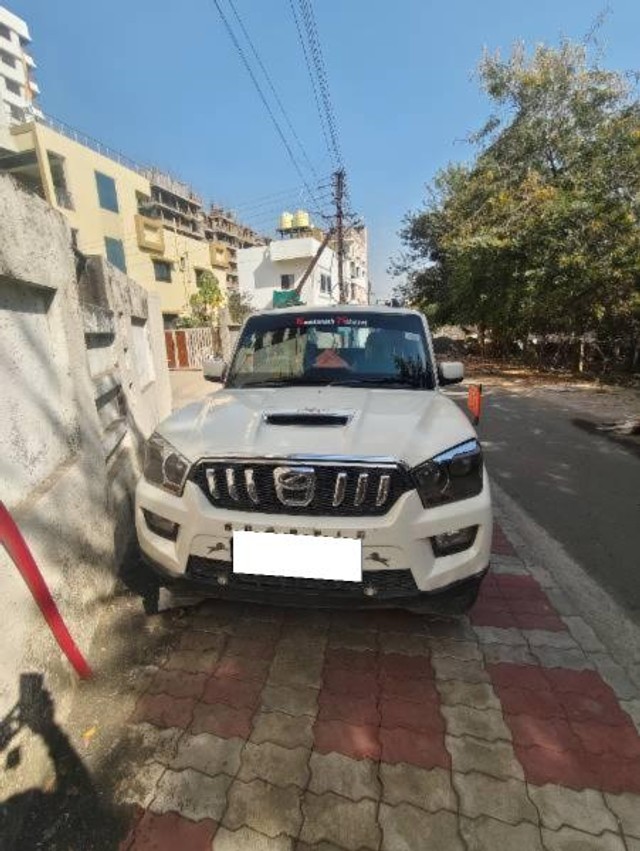 Second-hand 2016 Mahindra Scorpio S4 9 Seater for sale in Nagpur-0