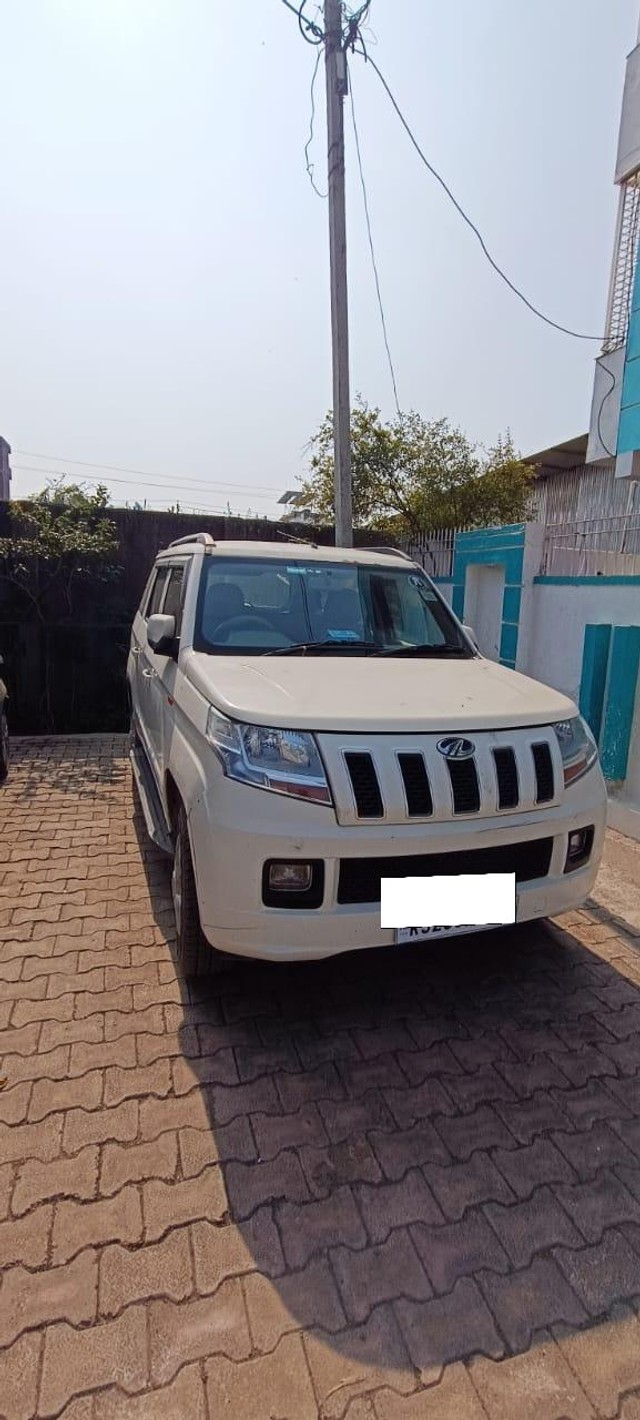 Second-hand 2016 Mahindra TUV 300 T6 Plus for sale in Baran-6