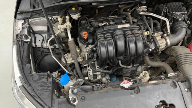 Second-hand 2022 Honda City VX MT for sale in Thane-37