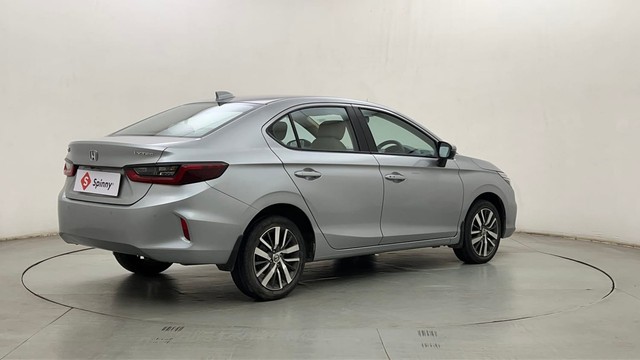 Second-hand 2022 Honda City VX MT for sale in Thane-3