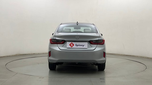 Second-hand 2022 Honda City VX MT for sale in Thane-4