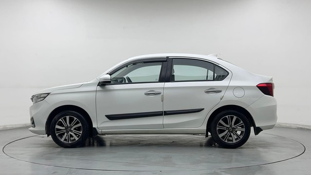 Second-hand 2023 Honda Amaze V CVT for sale in Karnal-6