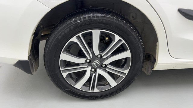 Second-hand 2023 Honda Amaze V CVT for sale in Karnal-18