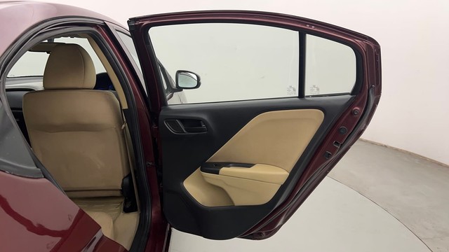 Second-hand 2015 Honda City SV MT for sale in Chandigarh-30