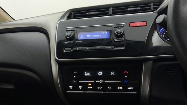 Second-hand 2015 Honda City SV MT for sale in Chandigarh-33