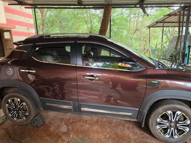 Second-hand 2022 Renault Kiger RXZ for sale in Bellary-2