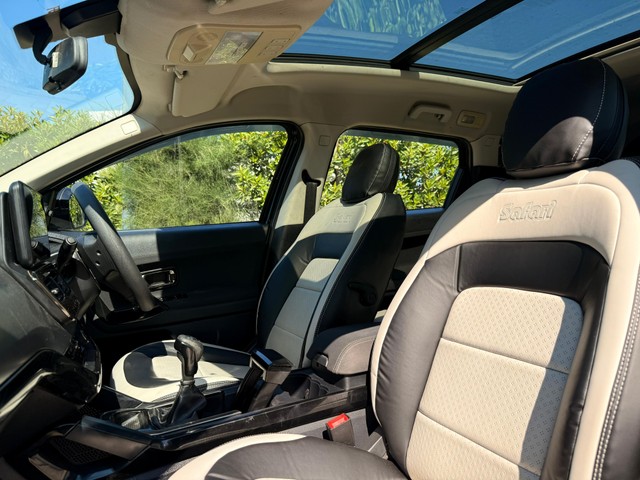 Second-hand 2023 Tata Safari Accomplished Plus for sale in Indore-8