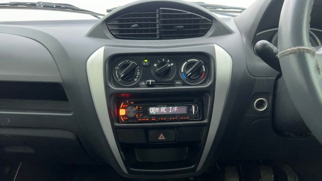 Second-hand 2018 Maruti Alto 800 LXi for sale in Ahmedabad-38