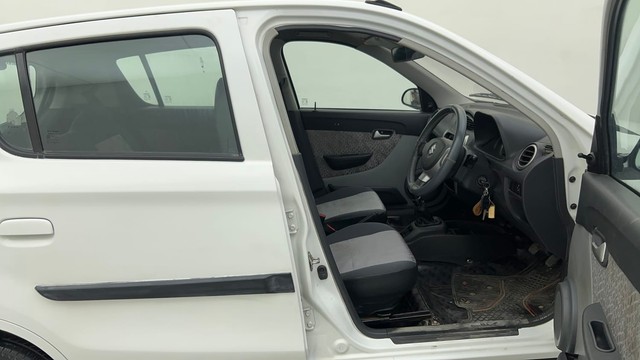 Second-hand 2018 Maruti Alto 800 LXi for sale in Ahmedabad-15