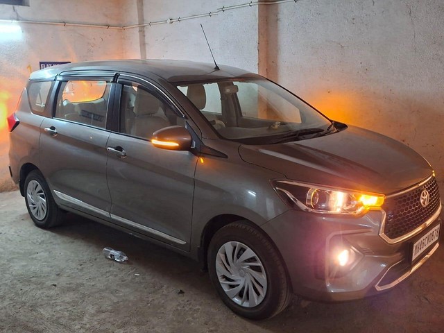 Second-hand 2024 Toyota Rumion S CNG for sale in Khopoli-10