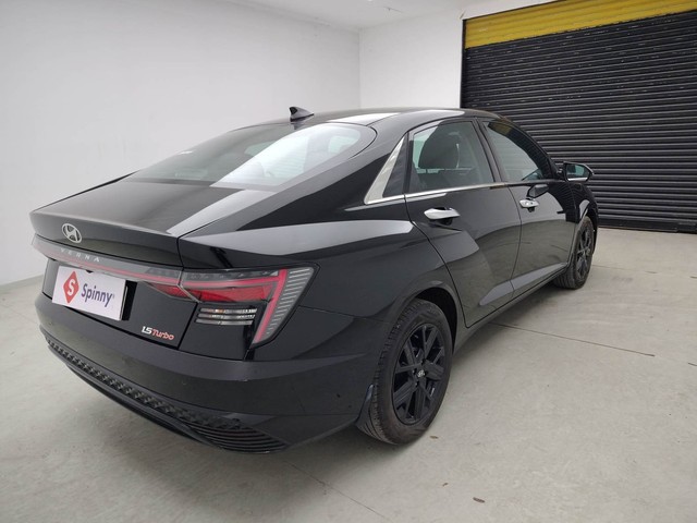 Second-hand 2024 Hyundai Verna SX Turbo for sale in Visakhapatnam-3