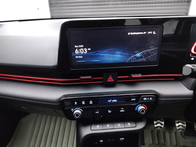 Second-hand 2024 Hyundai Verna SX Turbo for sale in Visakhapatnam-32