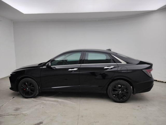 Second-hand 2024 Hyundai Verna SX Turbo for sale in Visakhapatnam-6