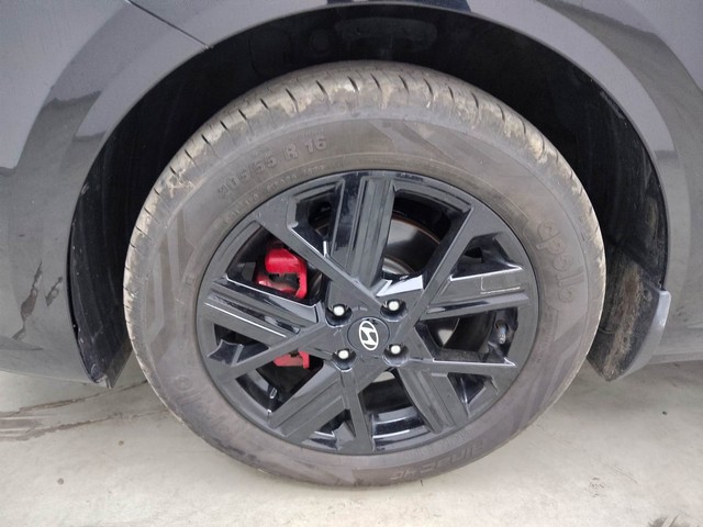 Second-hand 2024 Hyundai Verna SX Turbo for sale in Visakhapatnam-20