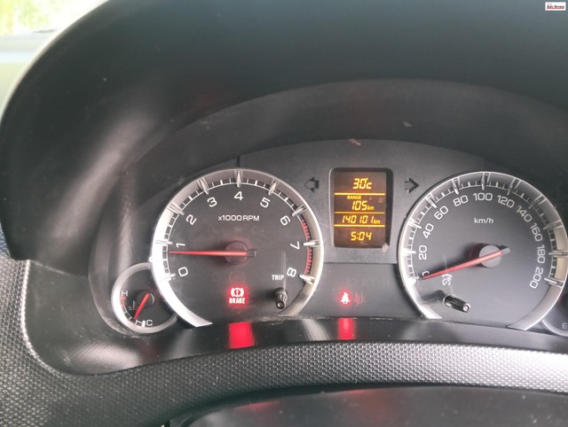 Second-hand 2014 Maruti Swift ZXI for sale in Coimbatore-6