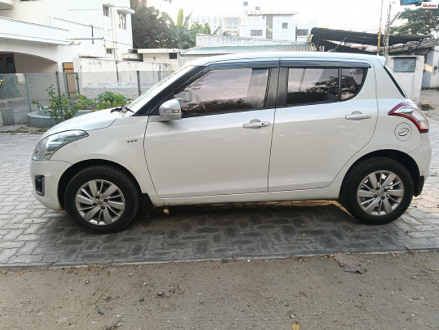 Second-hand 2014 Maruti Suzuki Swift ZXI for sale in Coimbatore-2