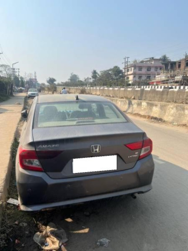 Second-hand 2020 Honda Amaze VX Petrol for sale in Kamrup-1