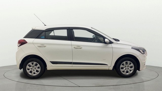 Second-hand 2016 Hyundai i20 Sportz 1.2 for sale in Bangalore-1
