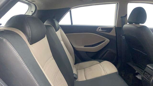 Second-hand 2016 Hyundai i20 Sportz 1.2 for sale in Bangalore-16