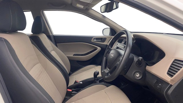 Second-hand 2016 Hyundai i20 Sportz 1.2 for sale in Bangalore-15