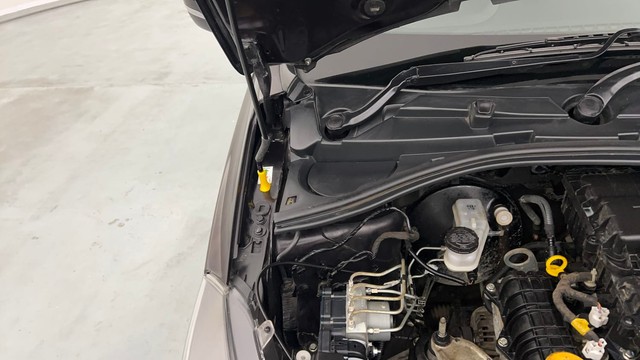 Second-hand 2023 Tata Tiago XT for sale in Lucknow-34