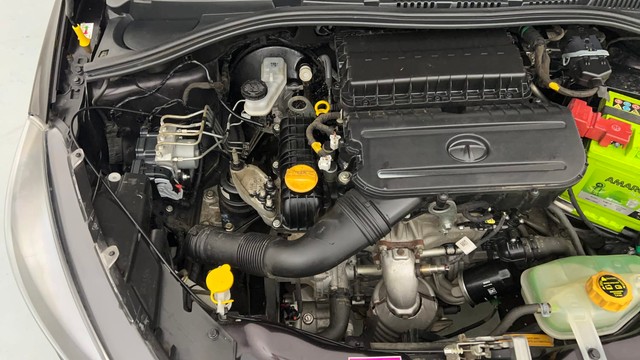 Second-hand 2023 Tata Tiago XT for sale in Lucknow-39