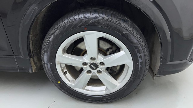 Second-hand 2020 Audi Q7 40 TFSI Quattro for sale in Jaipur-17