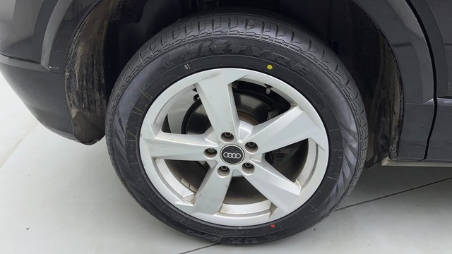 Second-hand 2020 Audi Q7 40 TFSI Quattro for sale in Jaipur-18