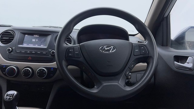 Second-hand 2018 Hyundai Grand i10 1.2 Kappa Sportz BSIV for sale in Noida-34