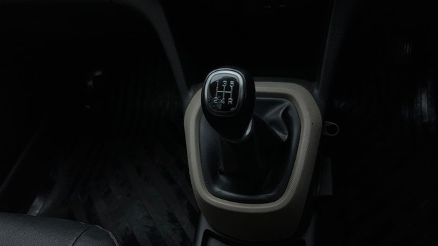 Second-hand 2018 Hyundai Grand i10 1.2 Kappa Sportz BSIV for sale in Noida-12