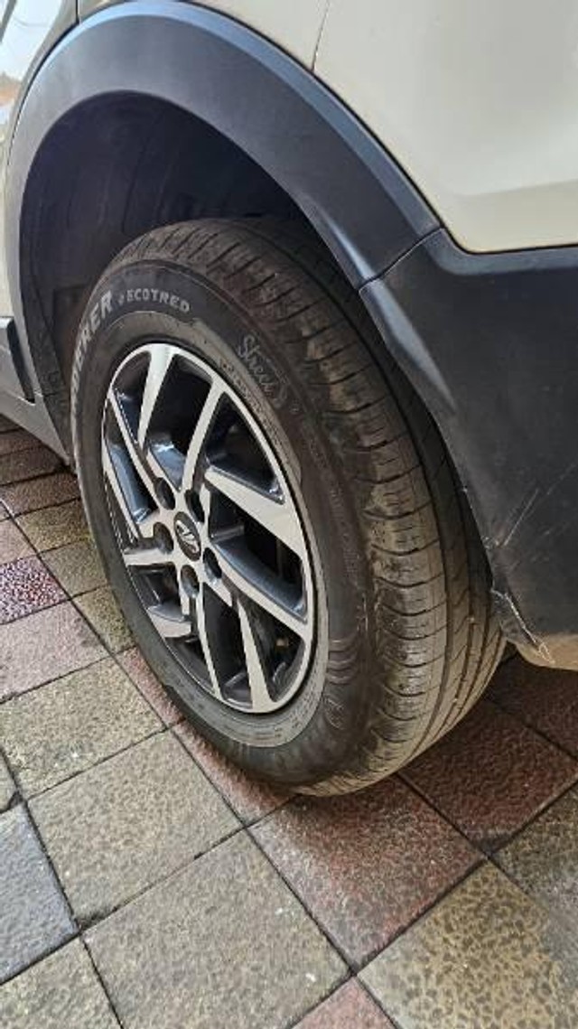 Second-hand 2022 Mahindra XUV300 W8 Option Diesel BSVI for sale in Badlapur-11