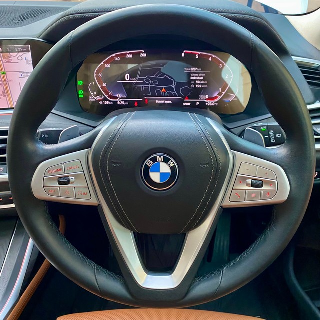 Second-hand 2022 BMW X7 xDrive30d DPE Signature for sale in Thane-17