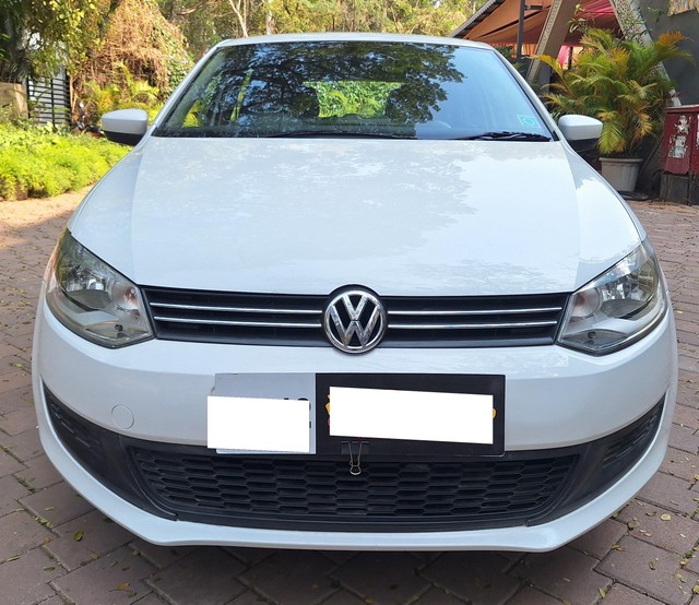 Second-hand 2010 Volkswagen Polo Petrol Trendline 1.2L for sale in Pune-4