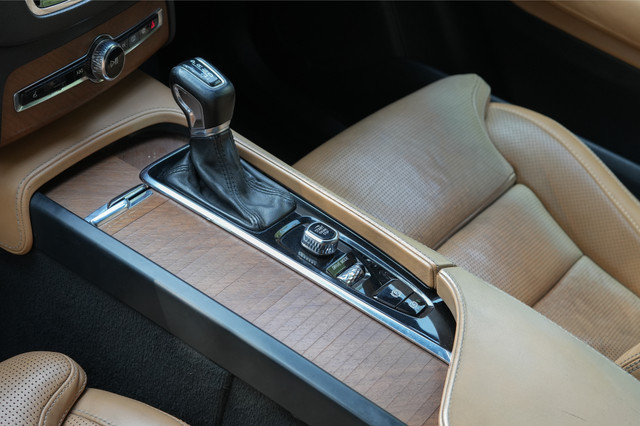 Volvo XC90 D5 Inscription BSIV Second-hand 2017 Volvo XC90 D5 Inscription BSIV for sale in Gurgaon-10