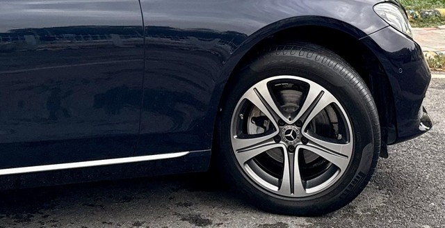 Second-hand 2019 Mercedes-Benz E-Class Expression E 200 BSIV for sale in New Delhi-7