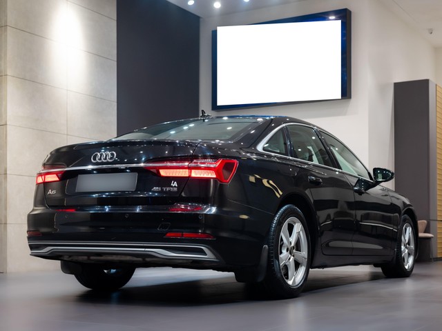 Second-hand 2024 Audi A6 45 TFSI Premium Plus for sale in Kolkata-16