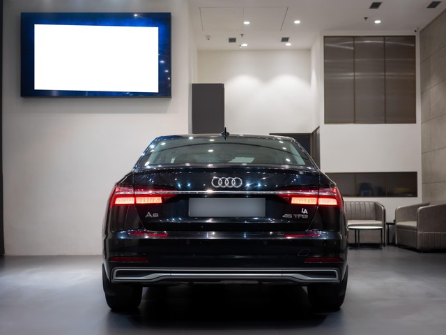 Second-hand 2024 Audi A6 45 TFSI Premium Plus for sale in Kolkata-2