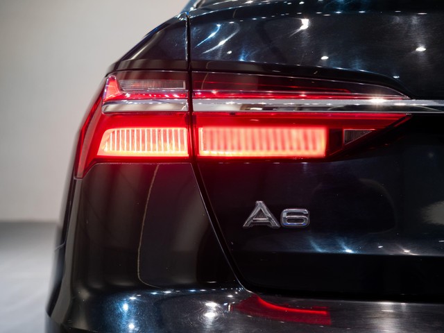 Second-hand 2024 Audi A6 45 TFSI Premium Plus for sale in Kolkata-19