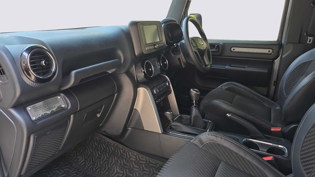 Mahindra Thar LX 4WD Hard Top Diesel BSVI Second-hand 2022 Mahindra Thar LX 4WD Hard Top Diesel BSVI for sale in New Delhi-9