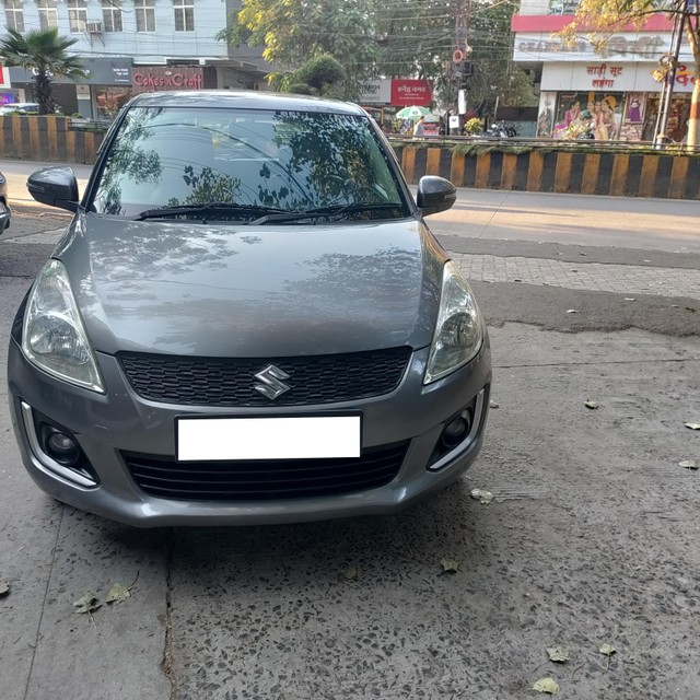 Second-hand 2015 Maruti Swift ZXI BSIV for sale in Indore-2