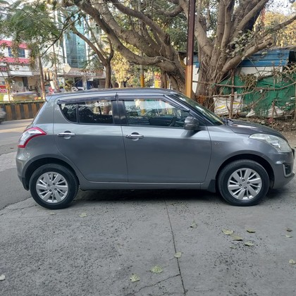 Maruti Swift ZXI BSIV Second-hand 2015 Maruti Swift ZXI BSIV for sale in Indore