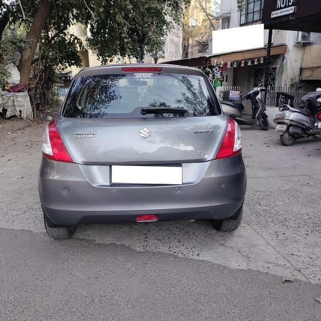 Second-hand 2015 Maruti Swift ZXI BSIV for sale in Indore-3