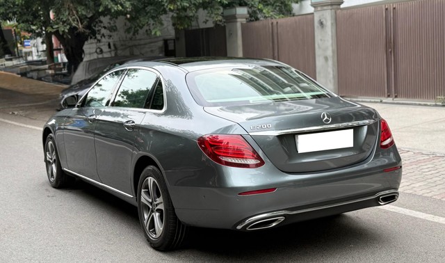 Second-hand 2020 Mercedes-Benz E-Class Expression E 200 BSIV for sale in New Delhi-11