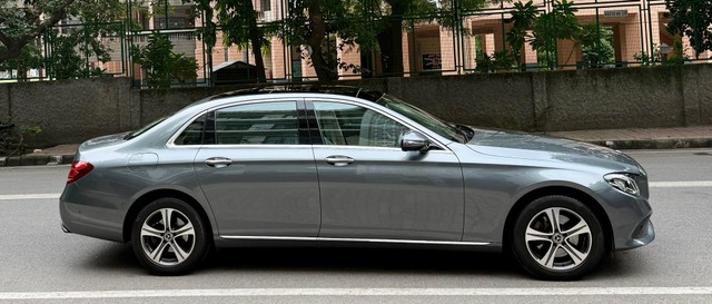 Second-hand 2020 Mercedes-Benz E-Class Expression E 200 BSIV for sale in New Delhi-1