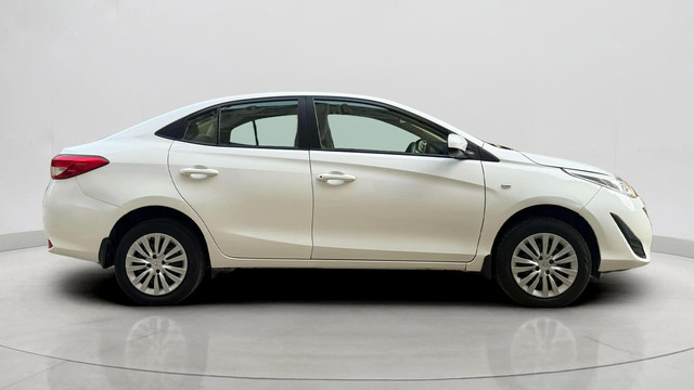 Second-hand 2019 Toyota Yaris J CVT for sale in New Delhi-1