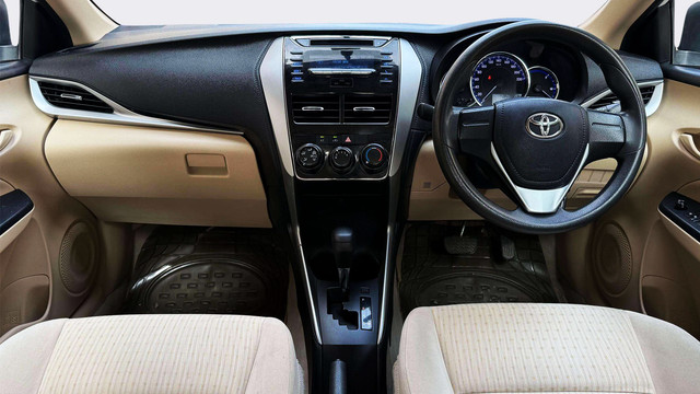 Second-hand 2019 Toyota Yaris J CVT for sale in New Delhi-10