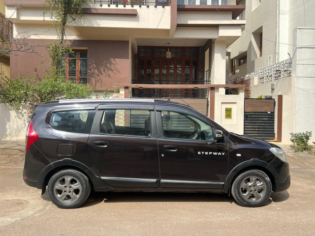 Second-hand 2015 Renault Lodgy 85PS RxZ for sale in Bangalore-1